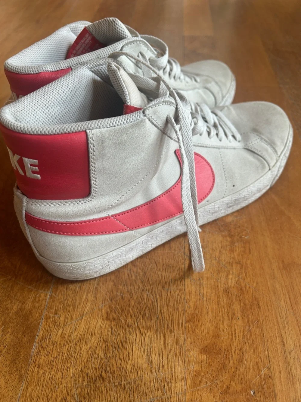 Nike SB Zoom Blazer Mid shoes - White | Orange - Picture 1 of 5